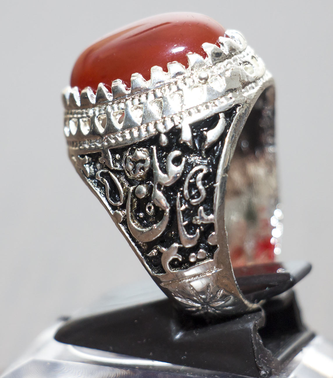 AqiqHerren Aqiq Ring Khorasani Stein in rot oval graviert mit Ya Zahra, Ya Hussein oder Ya Abal Fadl Alabbas