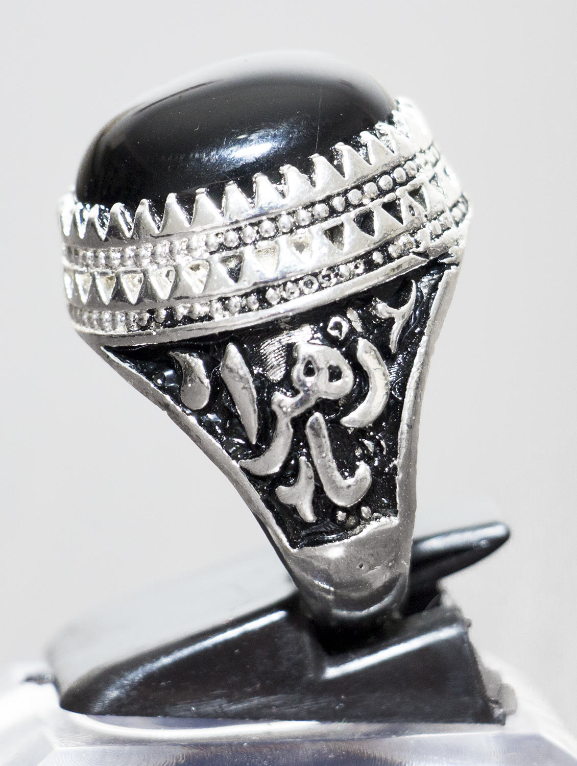 Herren Aqiq Ring Khorasani Stein in Schwarz oval graviert mit Ya Zahra, Ya Hussein