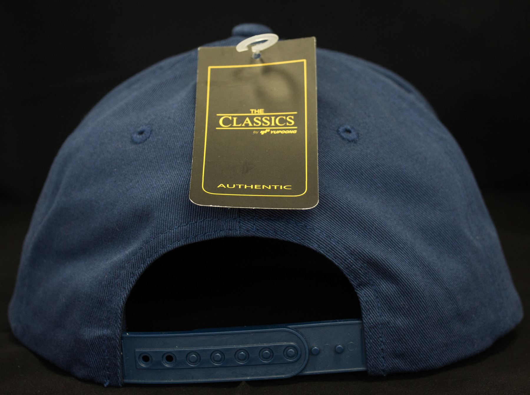 Love Snapback Blau mit 3D Gold Schrift